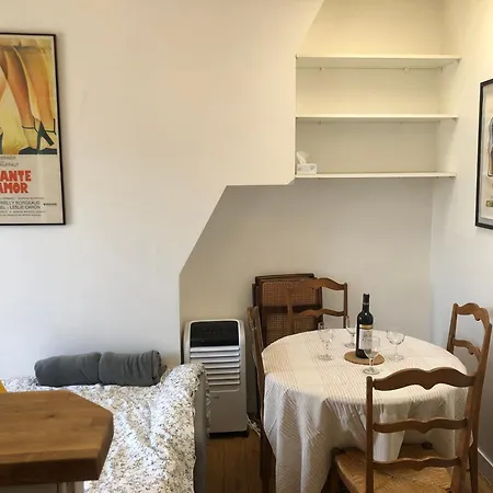 Apartamento 2 Pieces Sous Les Toits 6 Personnes Calme Lumineux Equipe